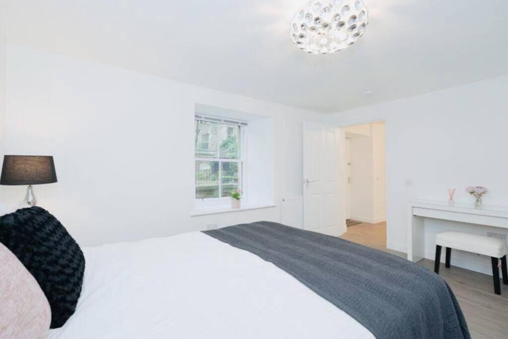 Jewel Of Royal Mile Apartment Единбург Екстериор снимка